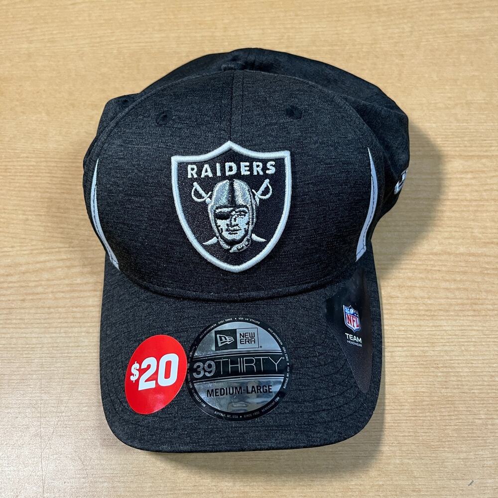 Las Vegas Raiders New Era 39THIRTY Logo Black Stretch Fit Hat NFL NWT